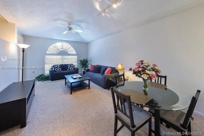 1280 S Alhambra Cir 1409, Coral Gables, Floryda 33146, USA