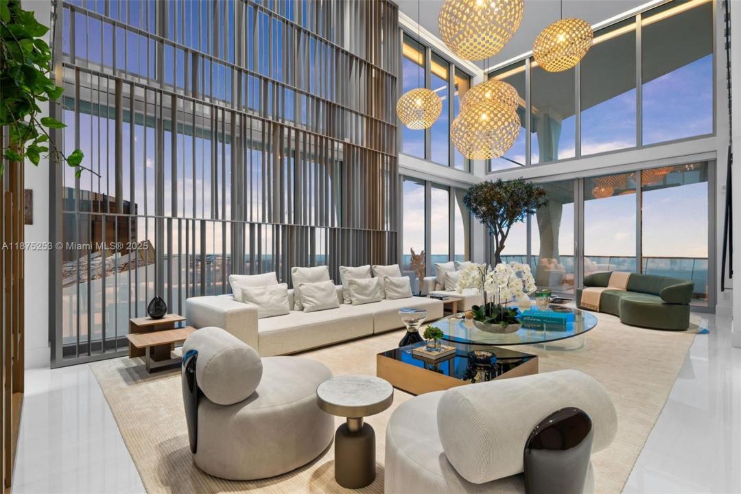 16901 Collins Ave 5105, Sunny Isles Beach, Floryda 33160, USA