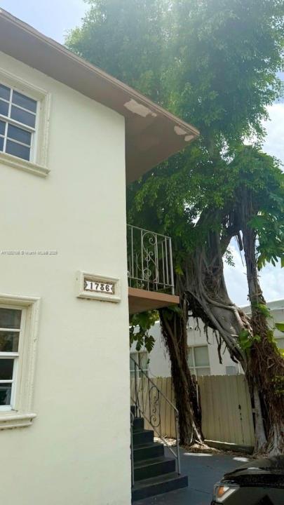 1736 NW 19th St, Miami, Florida 33125