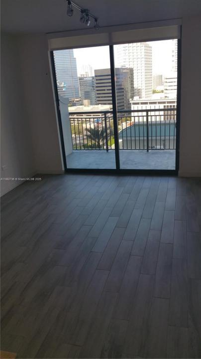 999 SW 1st Ave 2208, Miami, Флорида 33130, Соединенные Штаты