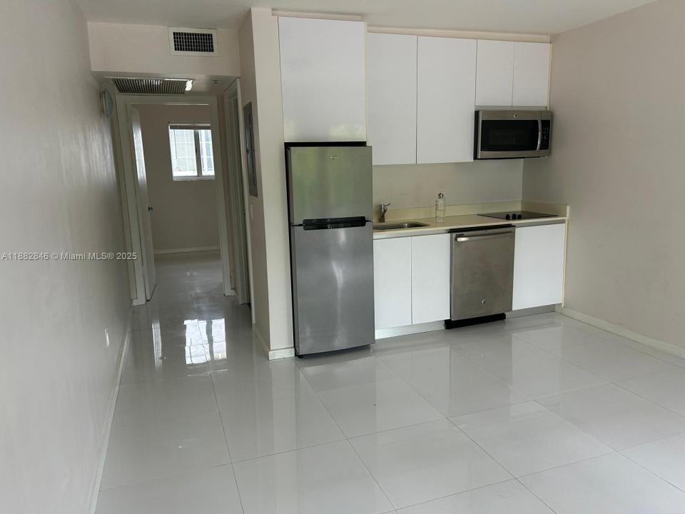801 15th St 206, Miami Beach, Floride 33139, États-Unis