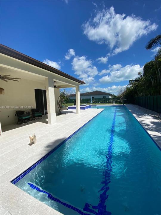 8250 SW 188th Ter, Cutler Bay, Floryda 33157, USA