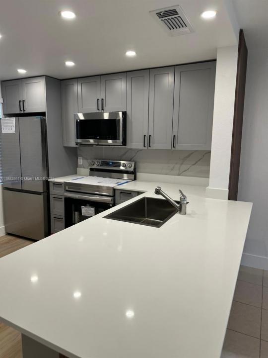 2828 Jackson St I3, Fort Myers, Flórida 33901, Estados Unidos