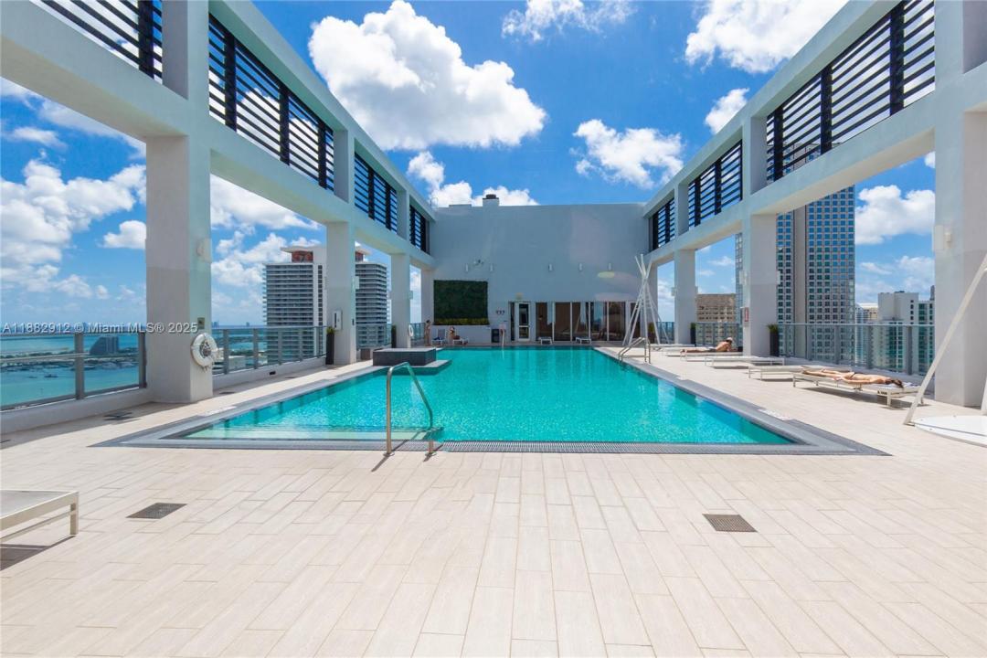 151 SE 1st St 1107, Miami, 佛罗里达州 33131, 美国