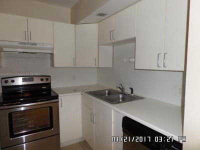 3610 NW 21st St 410, Lauderdale Lakes, Florida 33311, USA