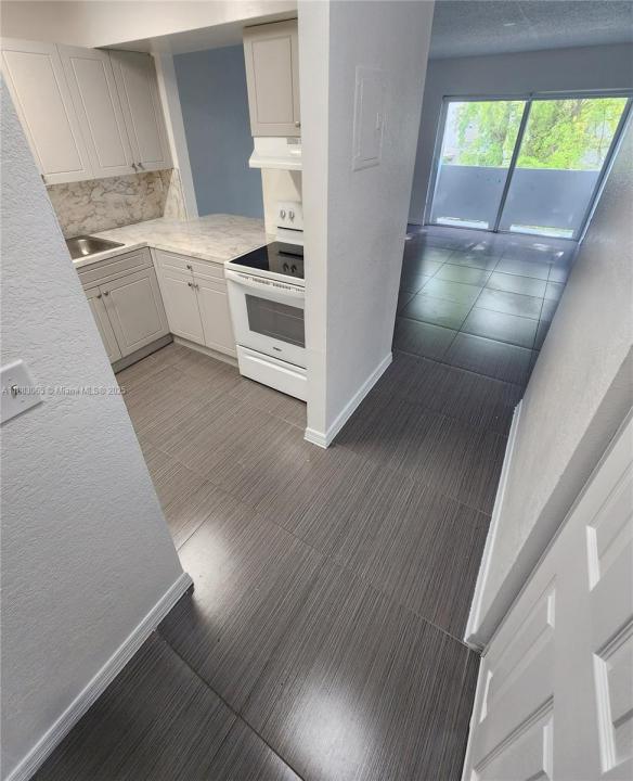 11120 SW 196th St 308, Cutler Bay, Flórida 33157, Estados Unidos