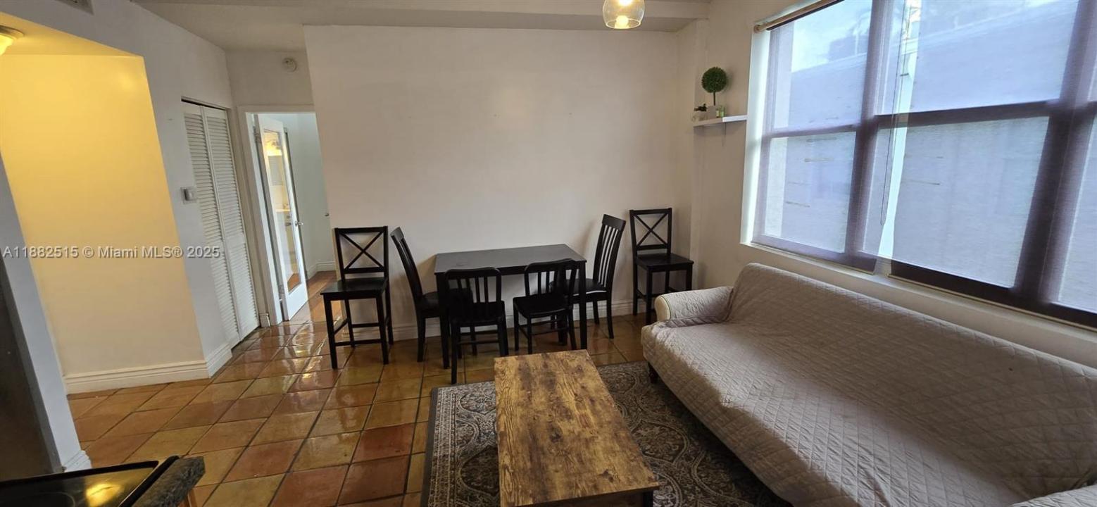 1342 Drexel Ave 204, Miami Beach, 佛羅里達州 33139, 美國