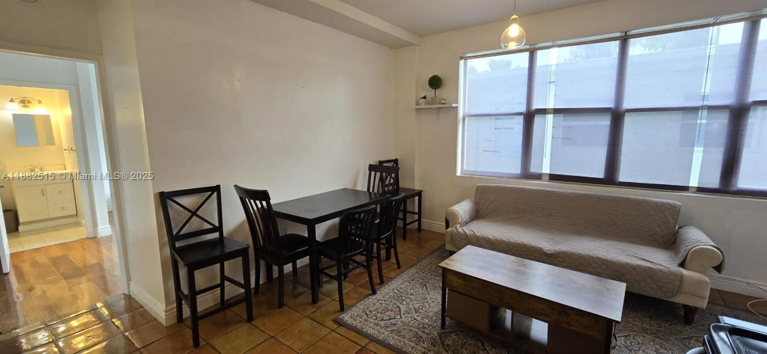 1342 Drexel Ave 204, Miami Beach, 佛羅里達州 33139, 美國