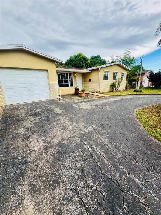4771 NW 20th St, Lauderhill, Флорида 33313, Соединенные Штаты