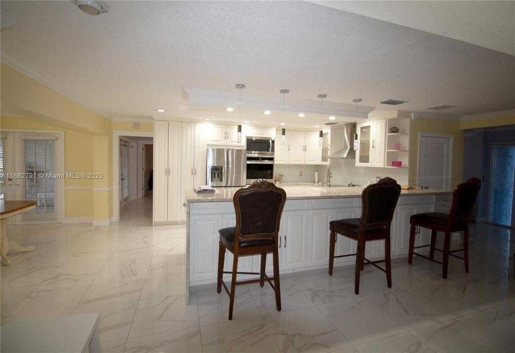 2024 NW 86th Ter, Coral Springs, Флорида 33071, Соединенные Штаты