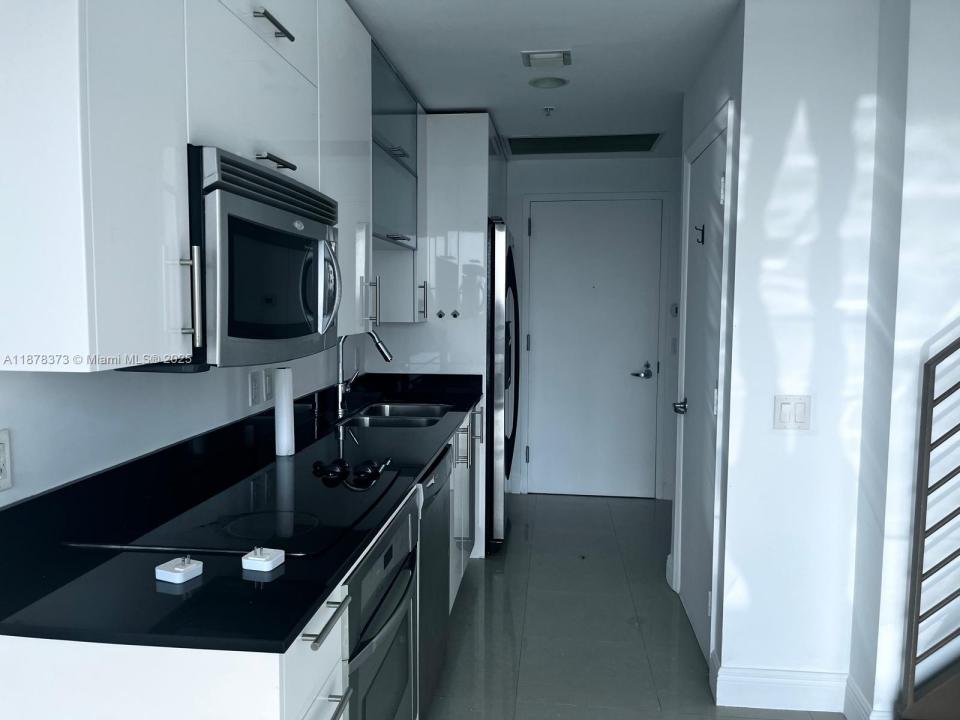 60 SW 13th St 1417, Miami, 佛羅里達州 33130, 美國