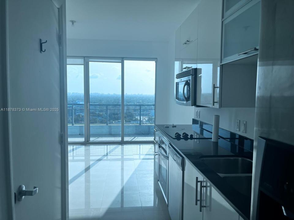 60 SW 13th St 1417, Miami, 佛羅里達州 33130, 美國