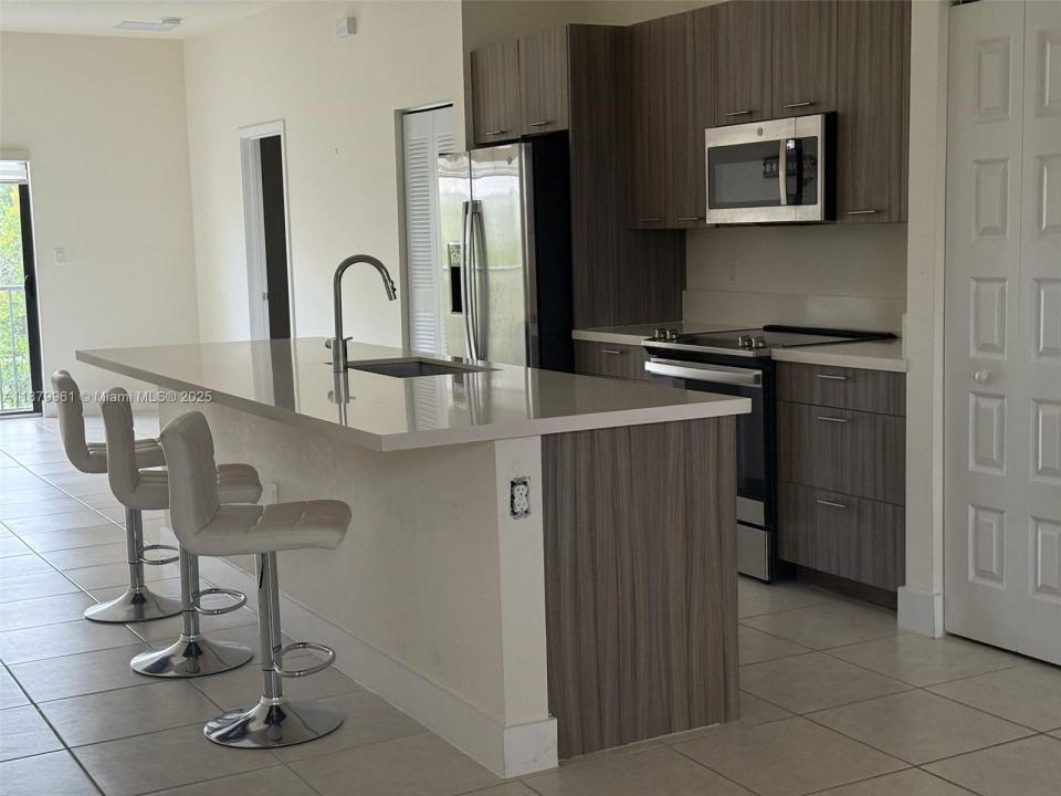 7905 NW 104th Ave 24, Doral, Florida 33178