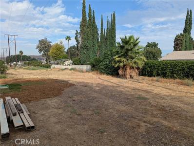 EMERALD Street, Grand Terrace, كاليفورنيا 92313, الولايات المتحدة