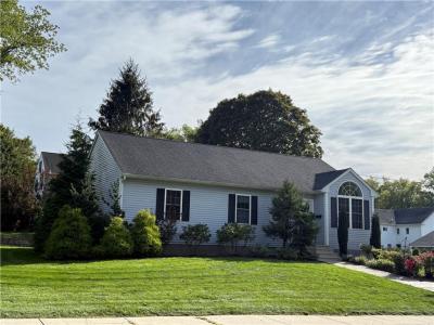 4 Village Road, Westerly, RI 02808, USA