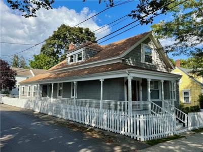113 Constitution Street, Bristol, RI 02809, USA