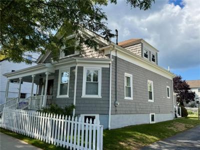 113 Constitution Street, Bristol, Rhode Island 02809, HOA KỲ