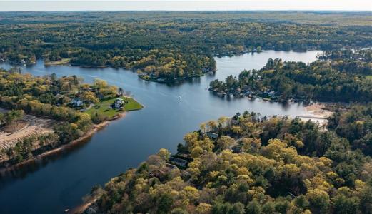 Whitehead Road, Coventry, Rhode Island 02816, États-Unis