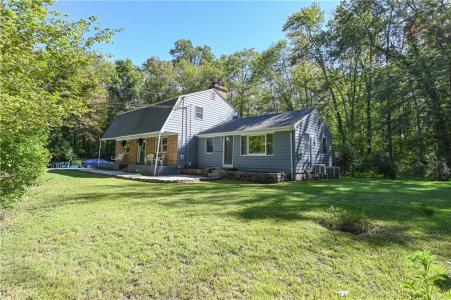 20 Gleaner Chapel Road, Scituate, Rhode Island 02857, HOA KỲ