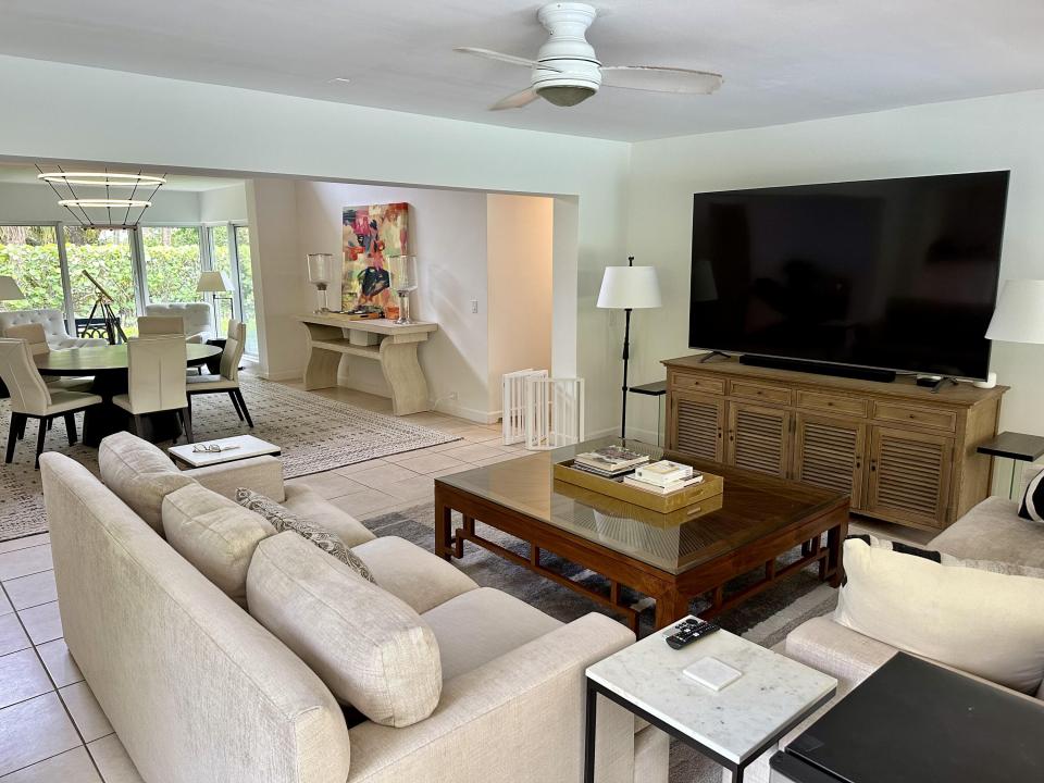 705 SE 705 Se Atlantic Drive, Lantana, Florida 33462