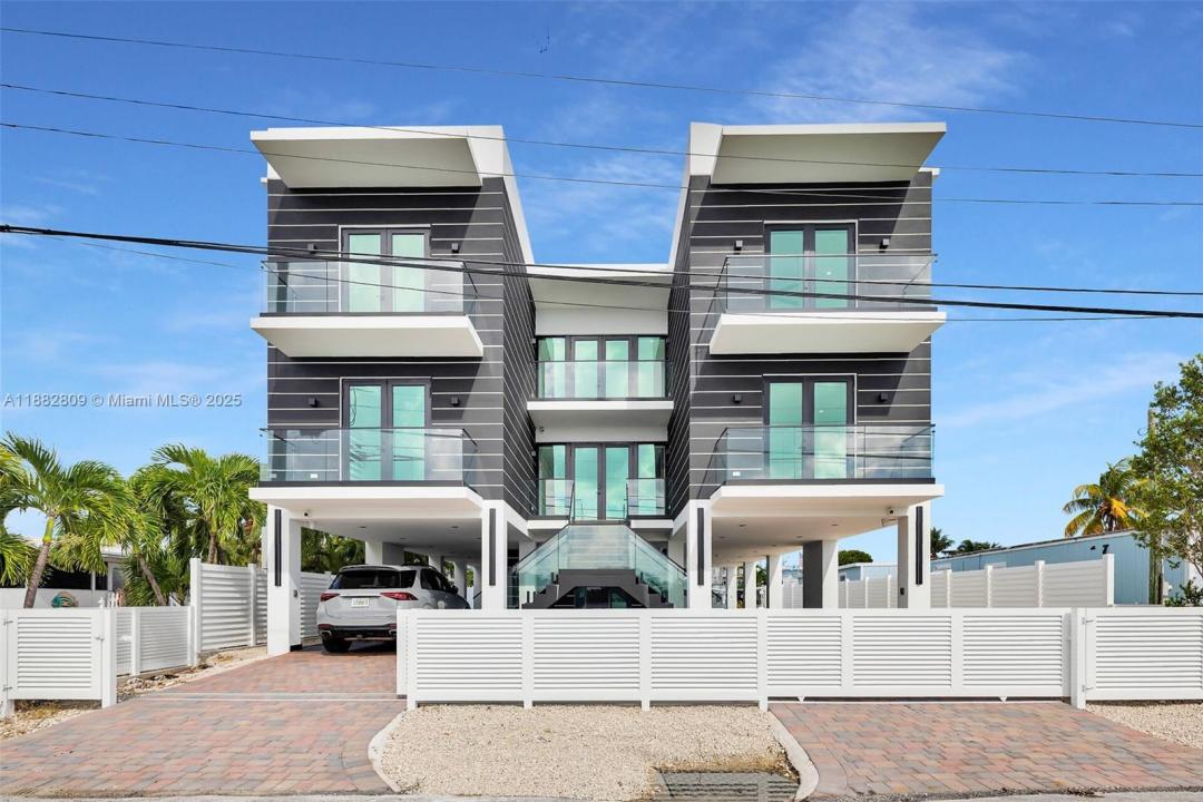 141 Grassy Rd, Key Largo, פלורידה 33037, ארצות הברית של אמריקה 
