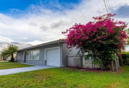 6466 NW 20th St, Margate, Florida 33063