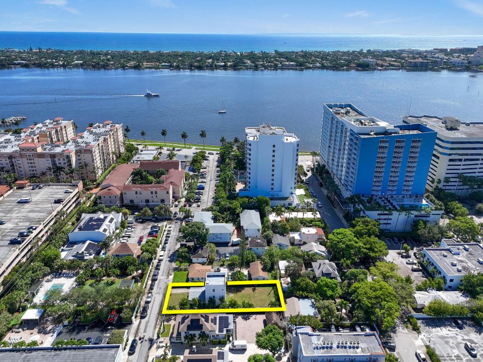 322 N Lakeside Court, West Palm Beach, פלורידה 33407, ארצות הברית של אמריקה 