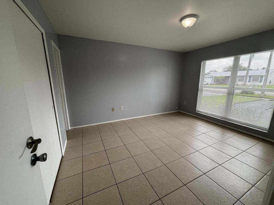 11421 NW 39th Place, Sunrise, Florida 33323