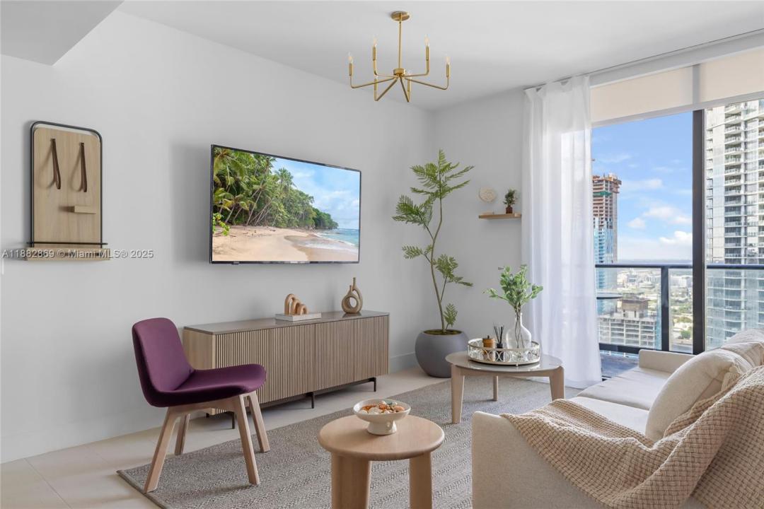 159 NE 6th St 3301, Miami, Floryda 33132, USA