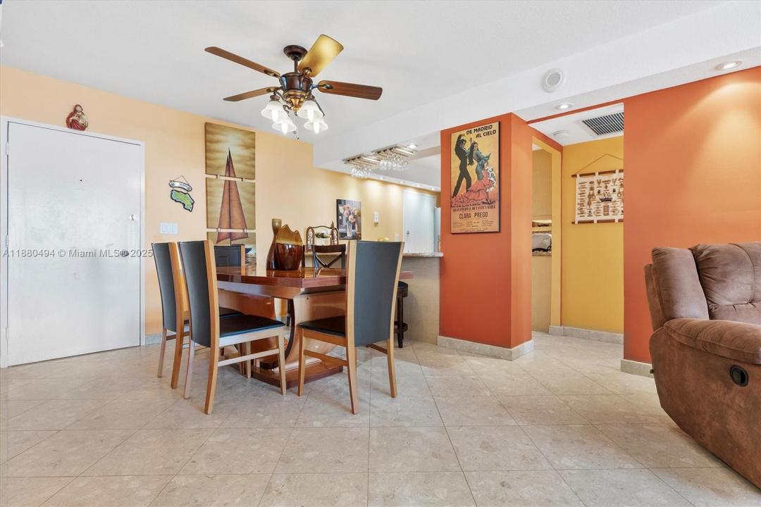 5555 Collins Ave 10K, Miami Beach, フロリダ 33140, アメリカ合衆国