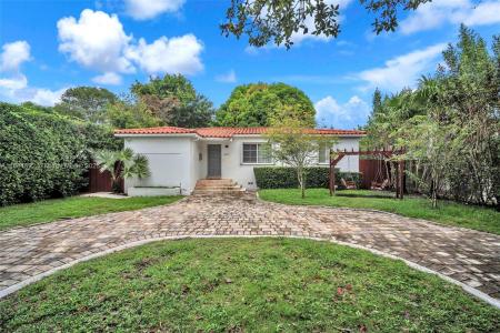 3671 SW 19th St, Miami, Florida 33145, USA