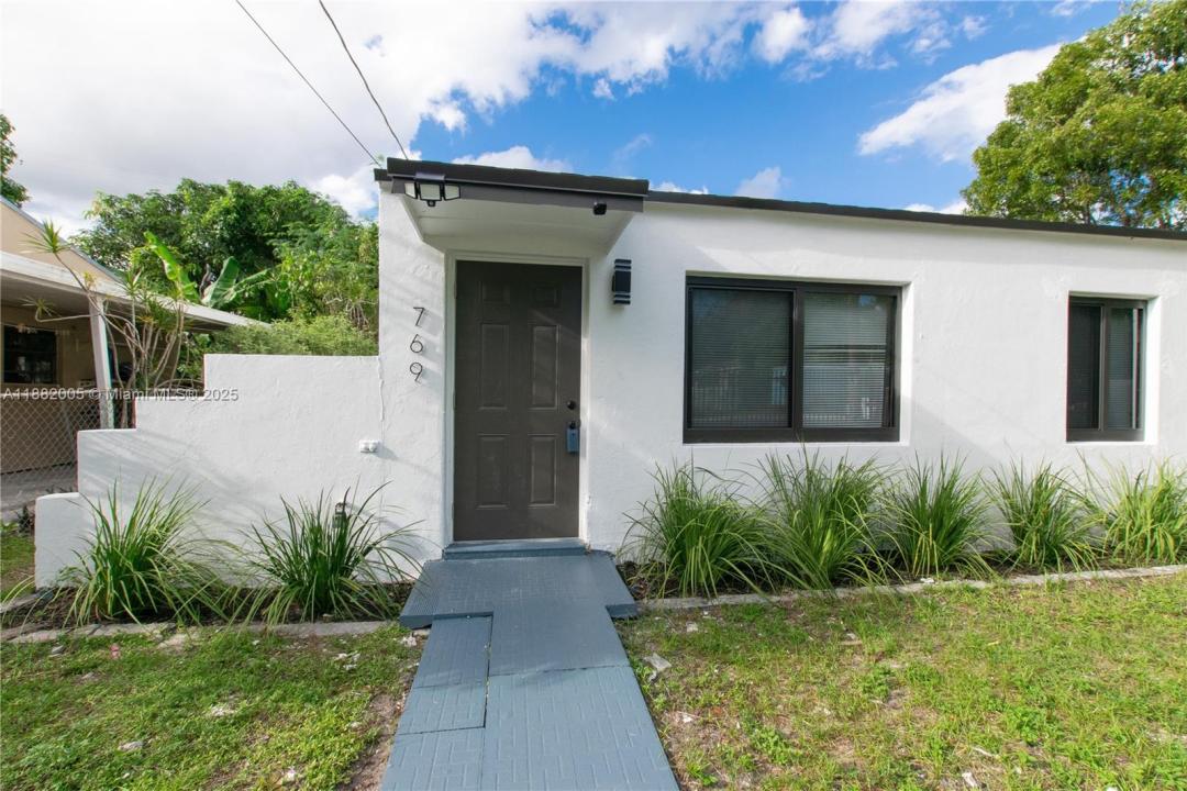 769 NW 118th St, Miami, فلوريدا 33168, الولايات المتحدة