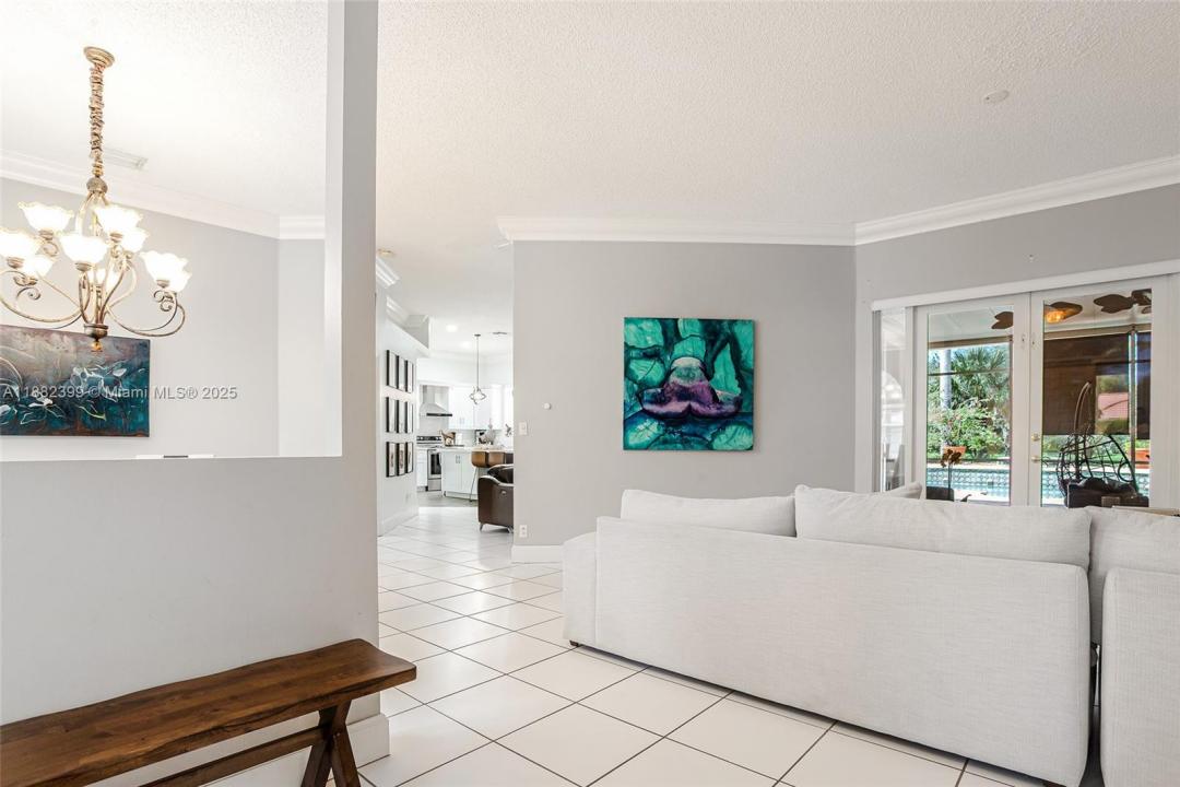 5911 SW 199th Ave, Pembroke Pines, Floryda 33332, USA