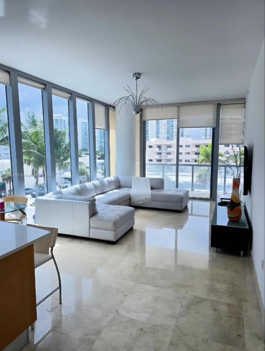 6799 Collins Ave 311, Miami Beach, Flórida 33141, Estados Unidos