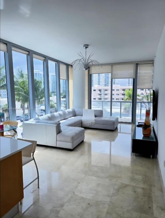 6799 Collins Ave 311, Miami Beach, Flórida 33141, Estados Unidos