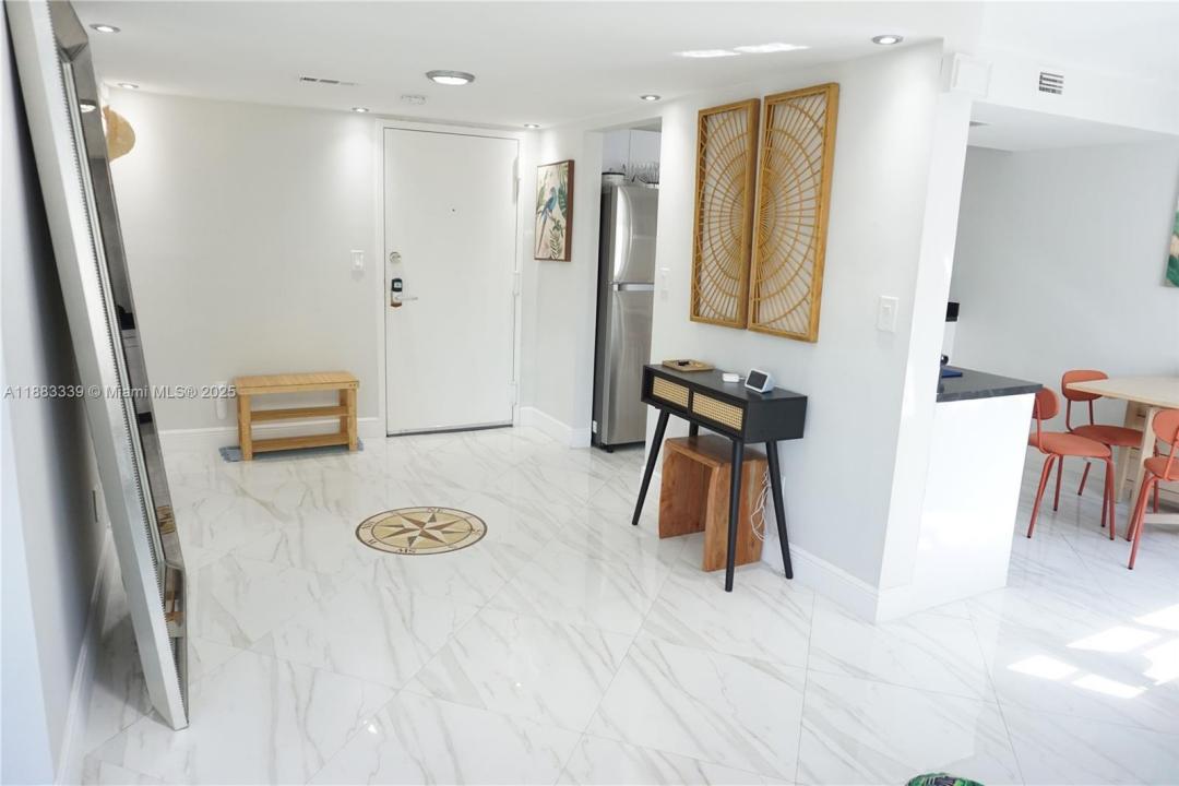 1390 Ocean Dr 502, Miami Beach, Florida 33139, Amerika Birleşik Devletleri
