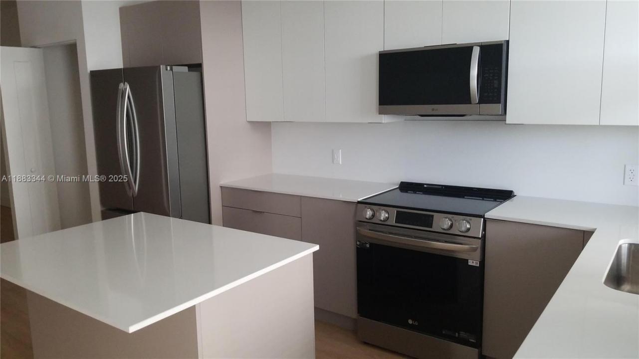 4124 E 8th Ct 3, Hialeah, Florida 33013