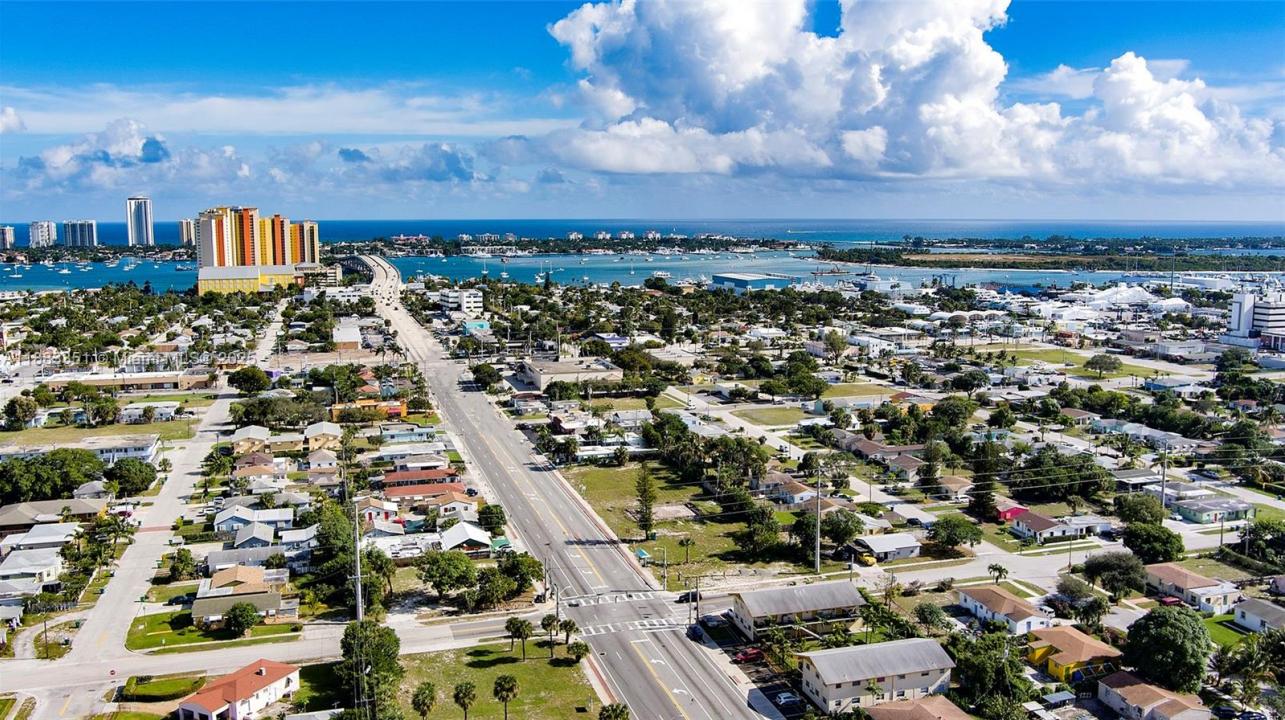147 W Heron Blvd, Riviera Beach, Флорида 33404, Соединенные Штаты
