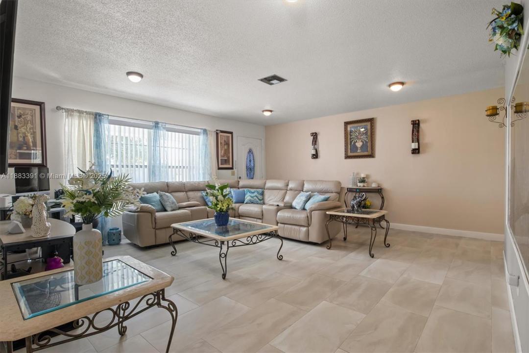 1421 Avenue G NE, Winter Haven, Flórida 33881, Estados Unidos