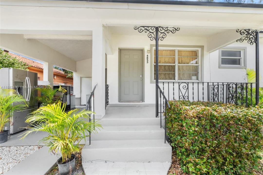 4851 NW 15th Ave, Miami, פלורידה 33142, ארצות הברית של אמריקה 
