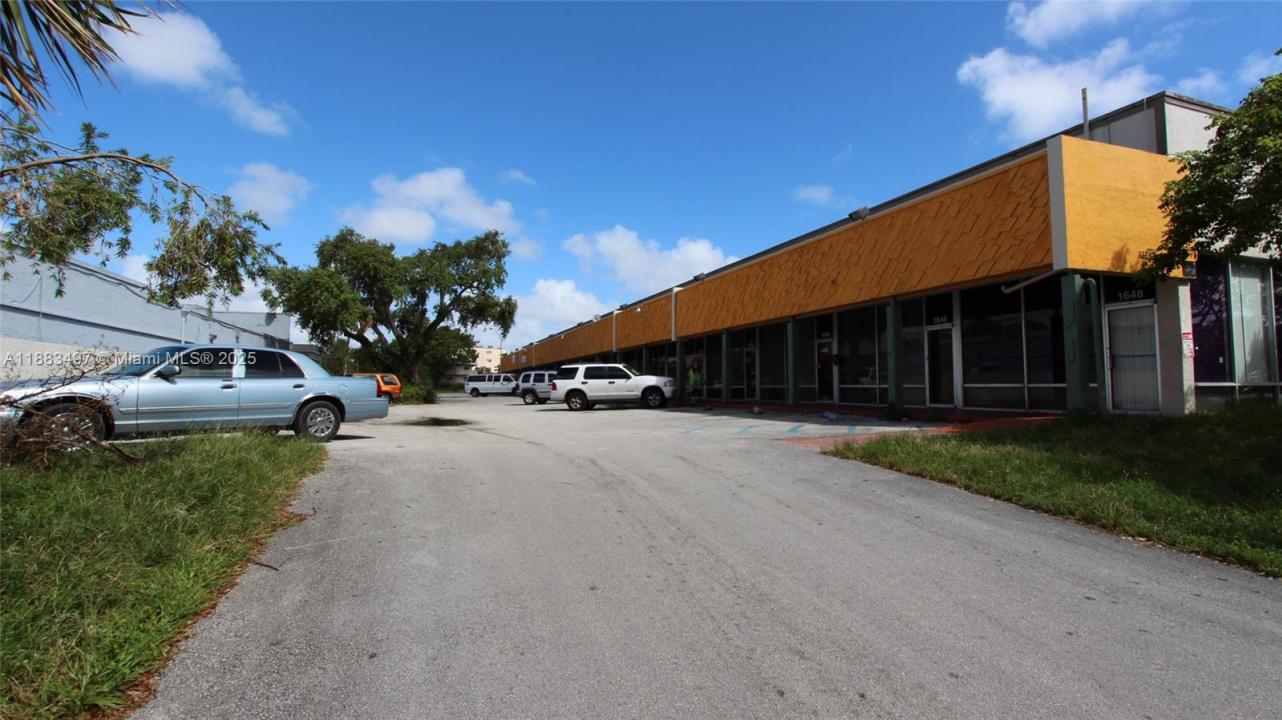 1620 NE 148 St 1626, North Miami, Floride 33181, États-Unis