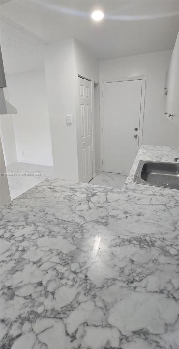 11150 SW 196th St 407, Cutler Bay, Florida 33157