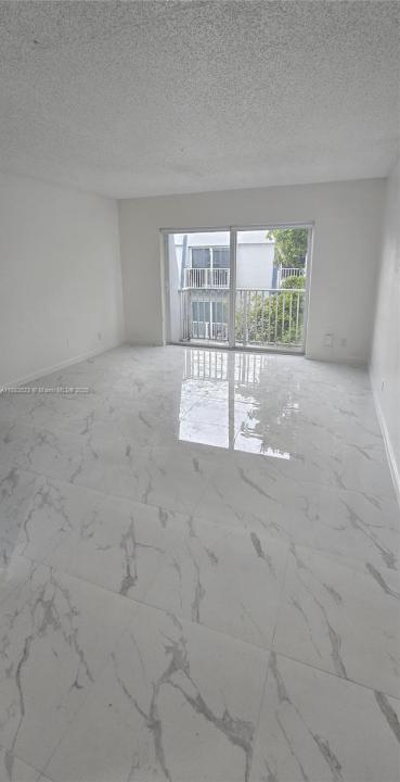 11150 SW 196th St 407, Cutler Bay, Florida 33157