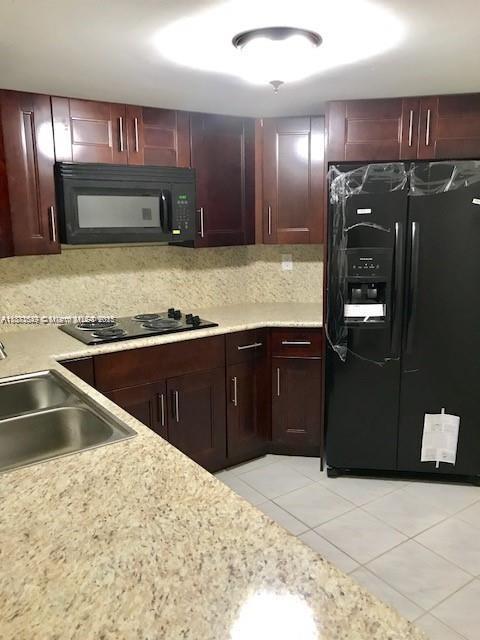 9415 Fontainebleau Blvd 111, Miami, Florida 33172