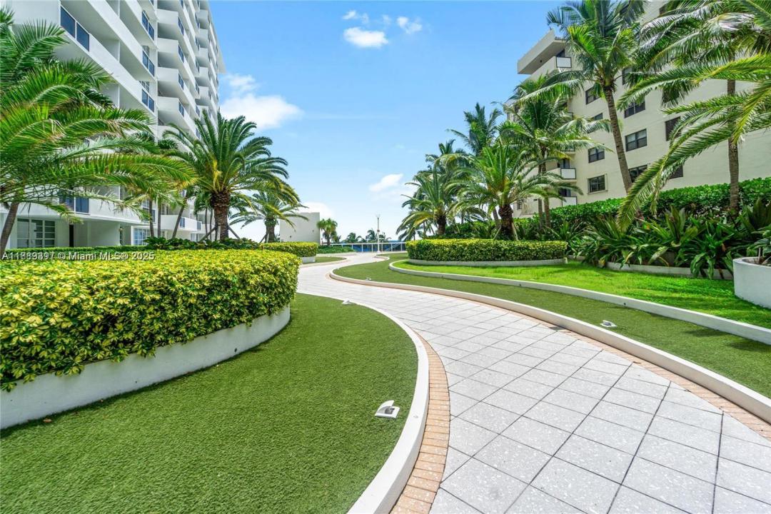 100 Lincoln Rd 1410, Miami Beach, Florida 33139