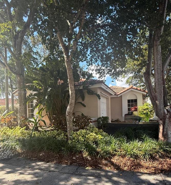 1321 N Seagrape Circle, Weston, פלורידה 33326, ארצות הברית של אמריקה 