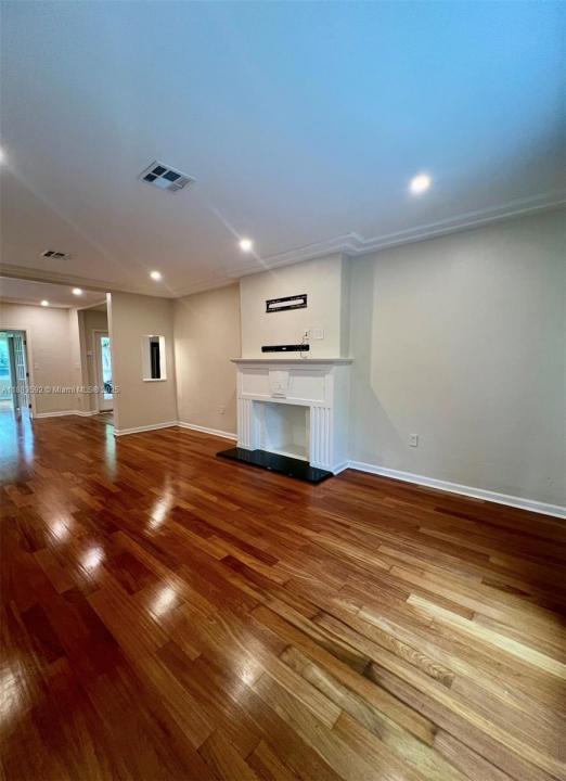 1154 Biarritz Dr, Miami Beach, 佛羅里達州 33141, 美國