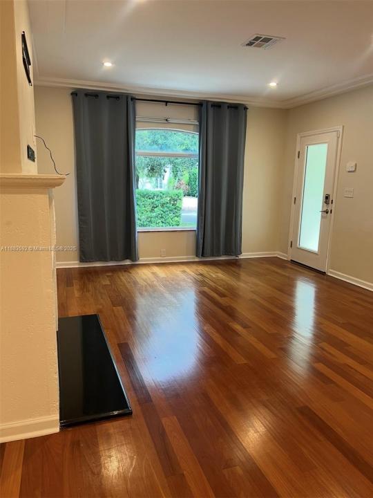 1154 Biarritz Dr, Miami Beach, 佛羅里達州 33141, 美國