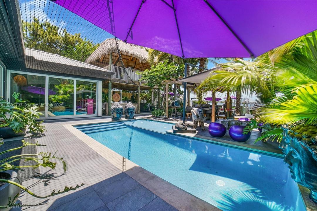 2440 N Shore Ter, Miami Beach, Флорида 33141, Соединенные Штаты
