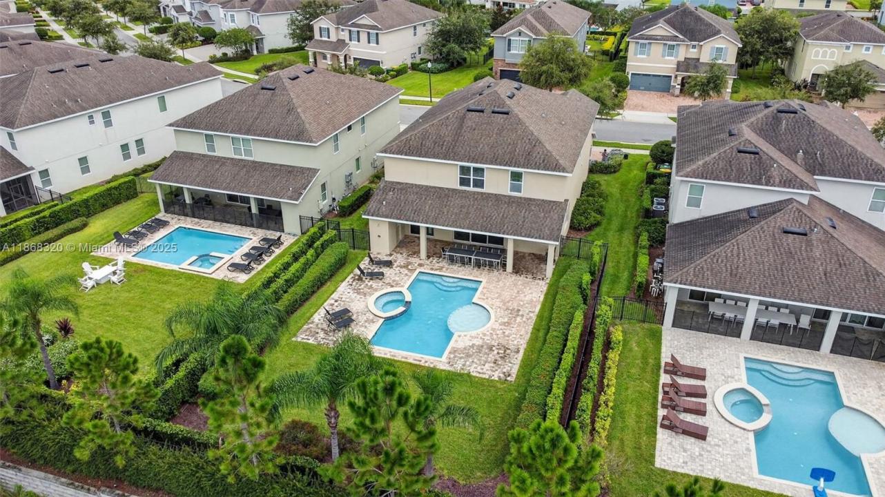 7716 Fairfax, Kissimmee, Floryda 34747, USA